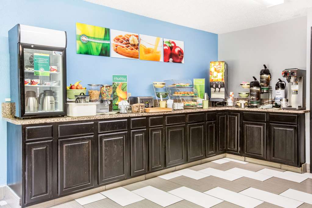 Quality Inn Stockbridge Atlanta South - photo 31