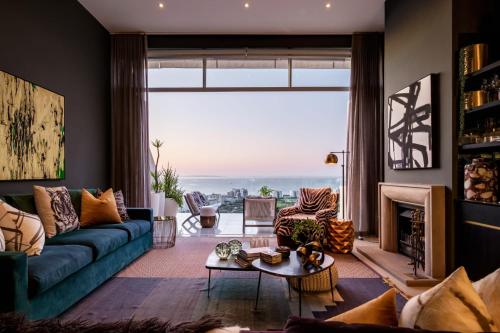 Belle View Villa in Green Point