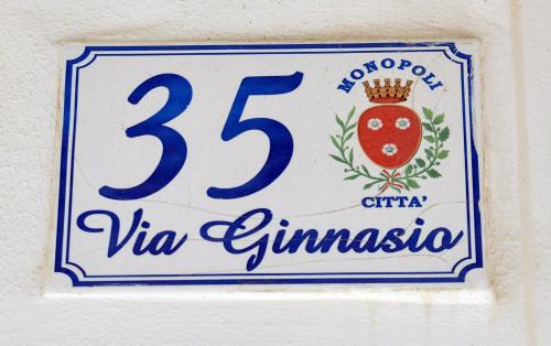 Ginnasio 35 — Monopoli — photo 3