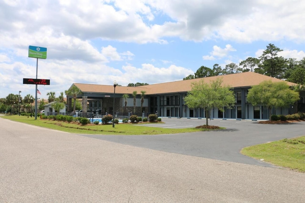 Baymont by Wyndham Ridgeland I 95 - photo 25