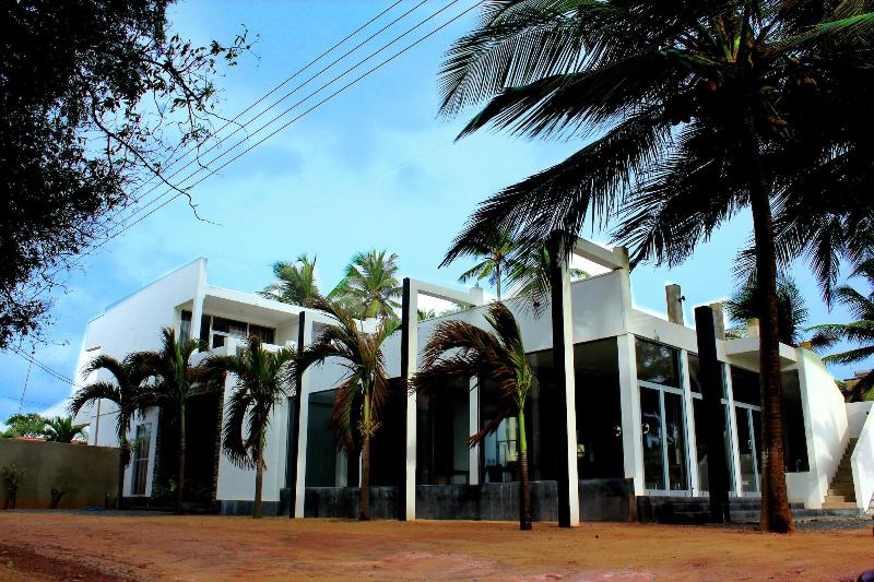 Saara Beach Hotel - last minute hotel in Negombo