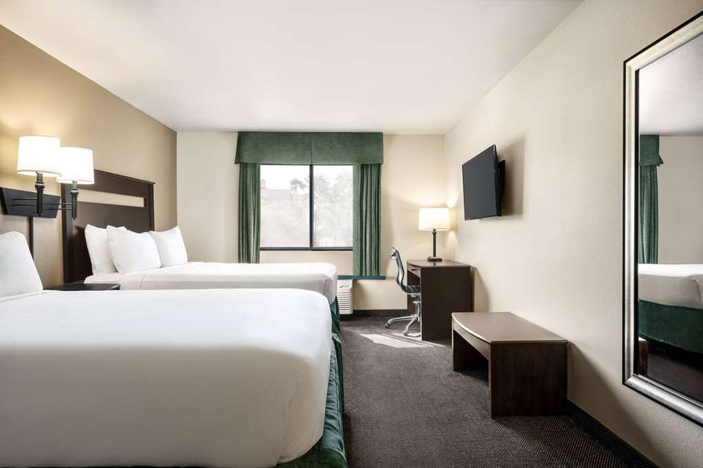 Travelodge by Wyndham Yuma - photo 14