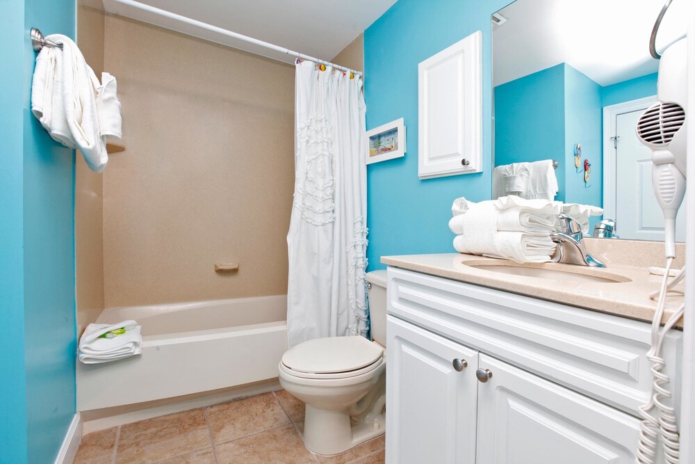 Boardwalk Beach Resort by Panhandle Getaways - photo 65