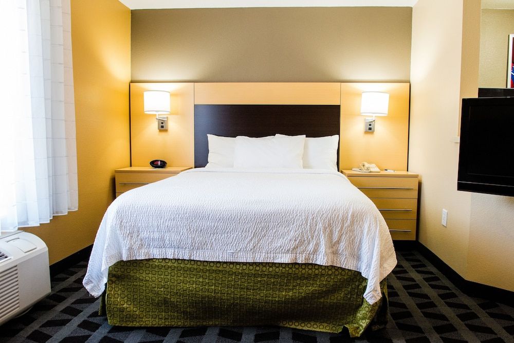 MainStay Suites Houston NASA Clear Lake - photo 2