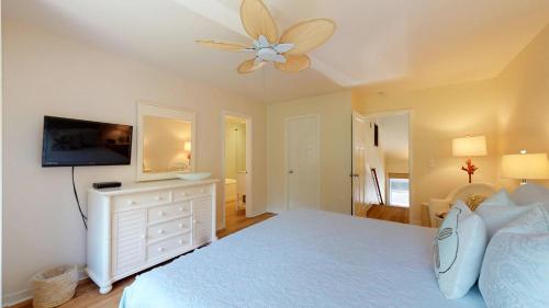 299 Turnberry Village - photo 12