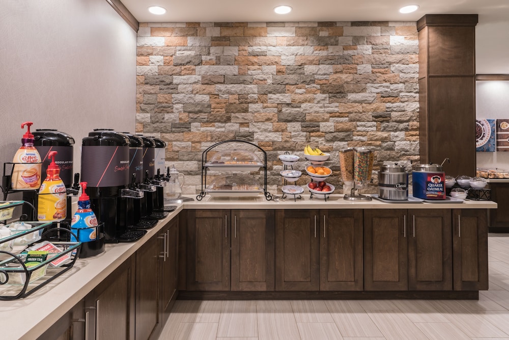 Staybridge Suites Anchorage by IHG - photo 45