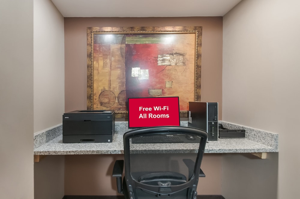 Red Roof Inn Dahlgren Naval Base - photo 40