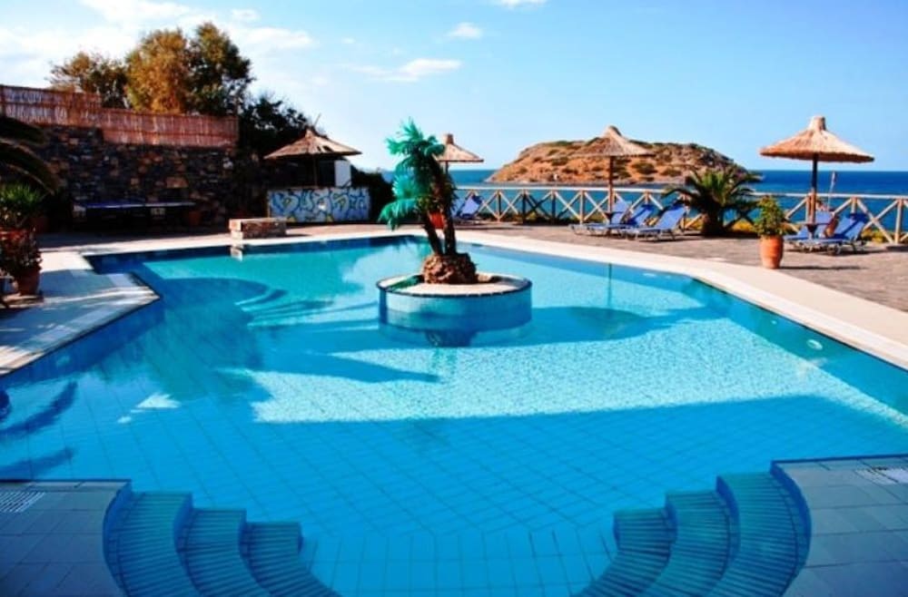Blue Sea Hotel — hotel in Sitia