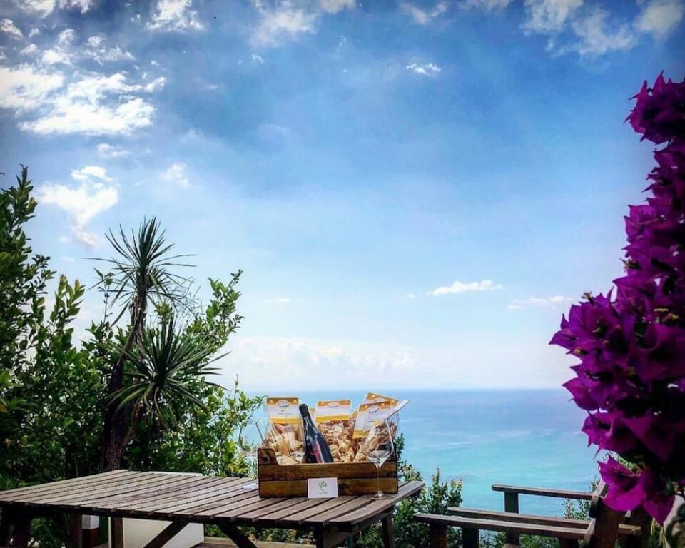 Casa Flora — 4-Star Luxury Hotel in Vietri Sul Mare, Italy