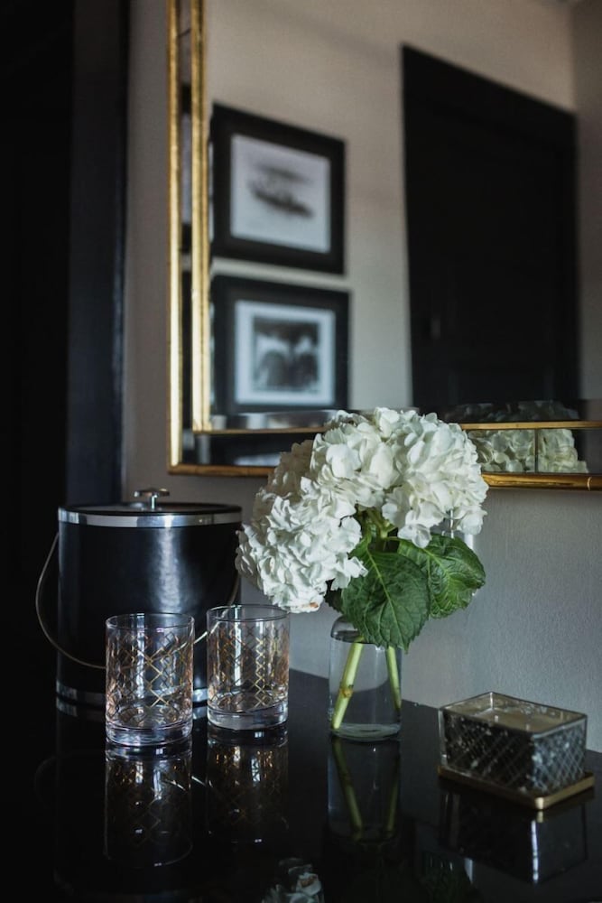 GunRunner Boutique Hotel - photo 45