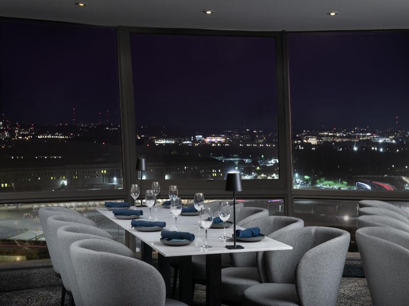DoubleTree by Hilton Washington DC Crystal City - photo 50