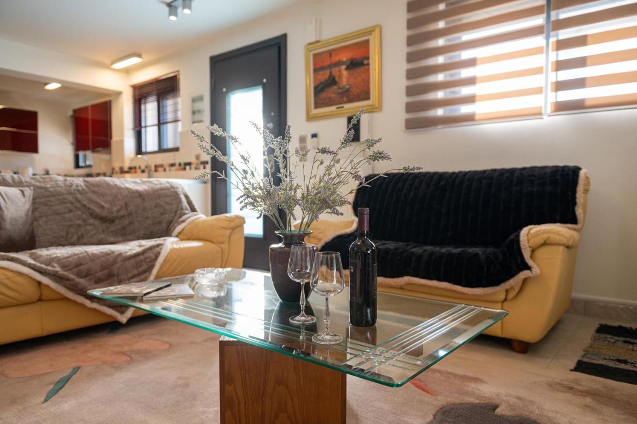 Lobelia Nafplio Apartments — 4-Star Luxury Hotel in Nafplio, Greece