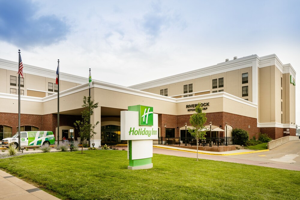 Holiday Inn Dubuque Galena by IHG - featured photo
