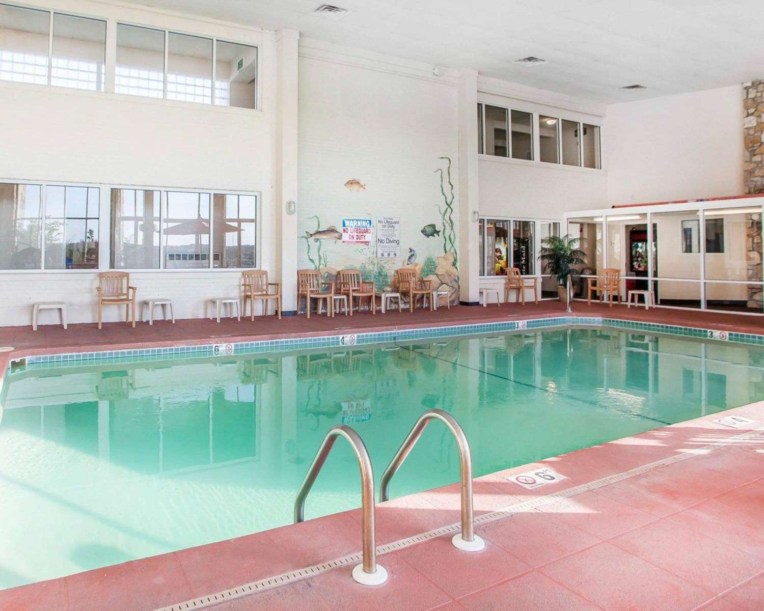 Quality Inn Lake of the Ozarks - photo 27