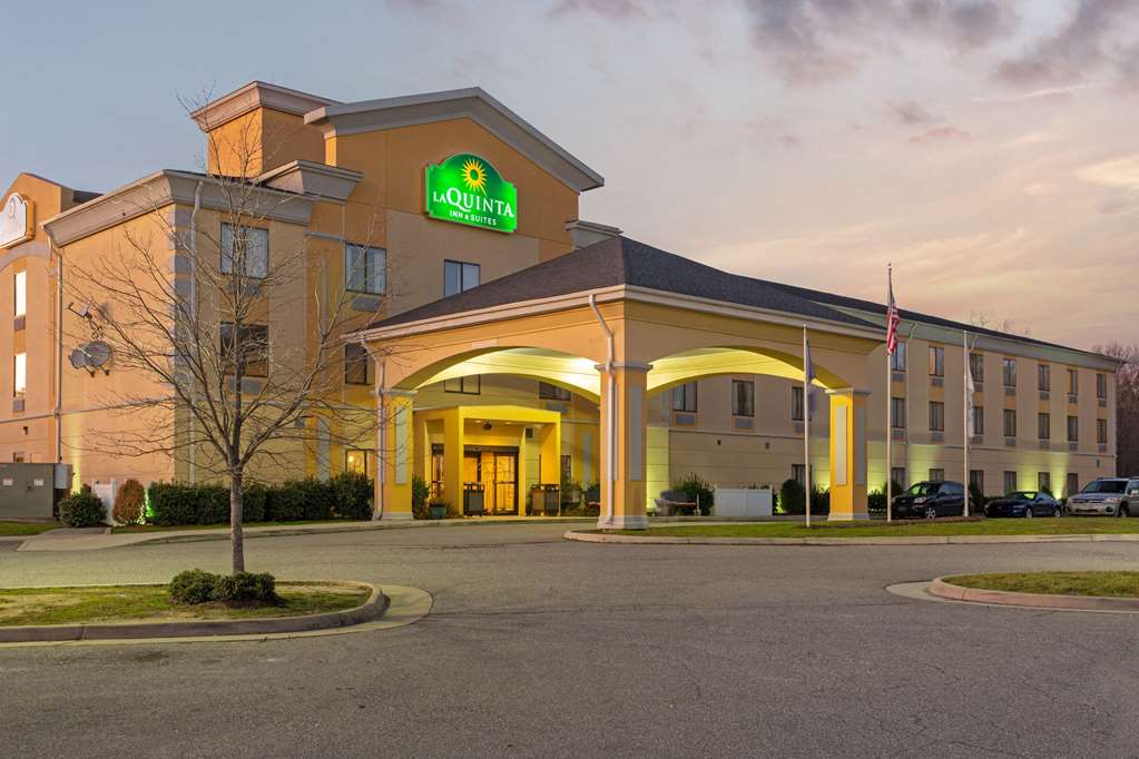 La Quinta Inn & Suites by Wyndham Richmond Kings Dominion - featured photo