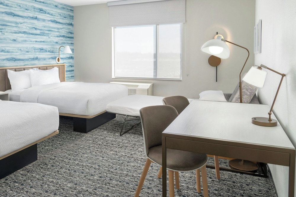 TownePlace Suites by Marriott Detroit Taylor - photo 15
