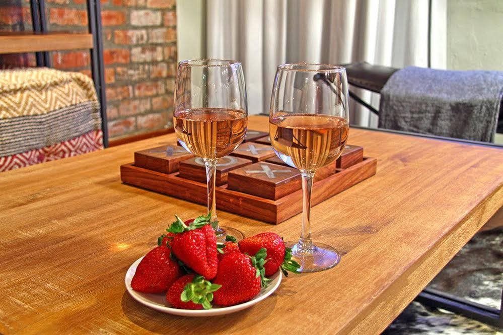 Afribode Acc Mountain View Loft — 4-Star Luxury Hotel in Cape Town, South Africa