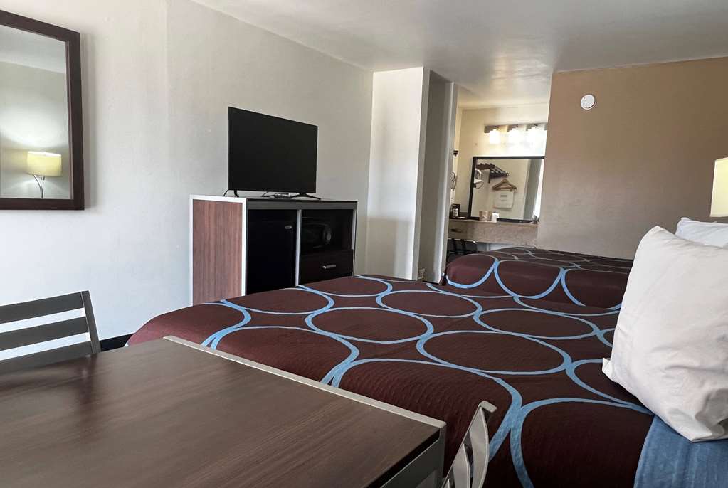 Super 8 by Wyndham Slidell - photo 36