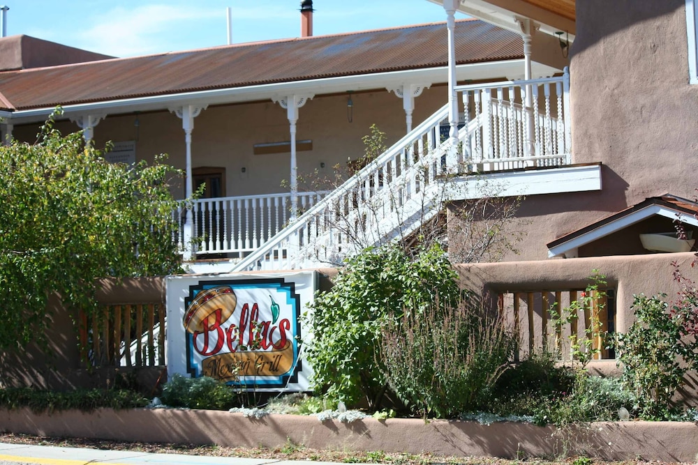 Inn on La Loma Plaza - photo 100