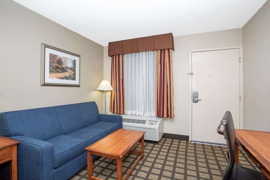 Baymont by Wyndham Hays - photo 11