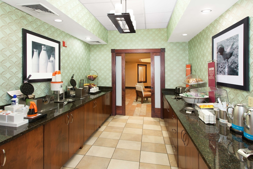 Hampton Inn Birch Run Frankenmuth - photo 33