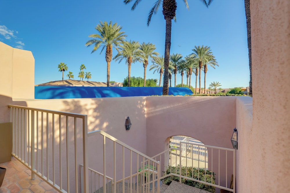 Resort Amenities: Updated Palm Springs Villa - photo 27