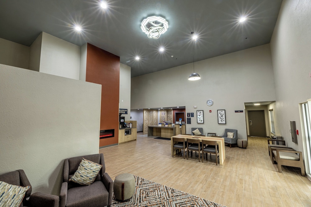 Candlewood Suites Wichita Northwest - photo 60