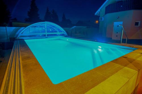 LuxVil Apartman - last minute hotel in Unknown City