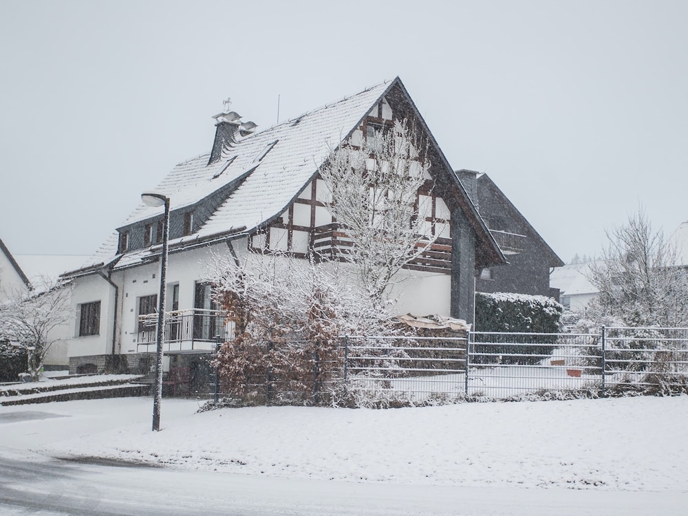 Kleine Wohnung in Winterberg mit Tollem Ausblick