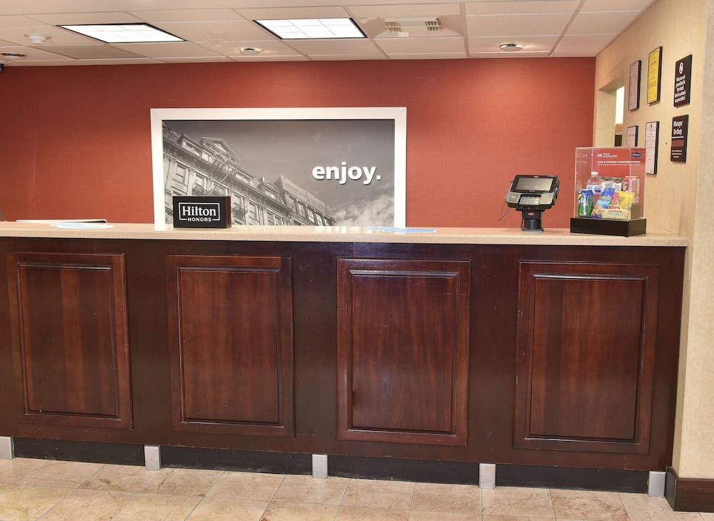 Hampton Inn Selma - photo 3