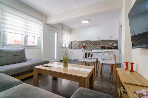 Luxury Apartment in Chios 1 — 4-Star Luxury Hotel in Chios, Greece