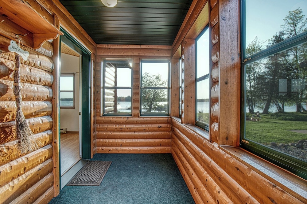 Lena's Northern Pines Resort - photo 23
