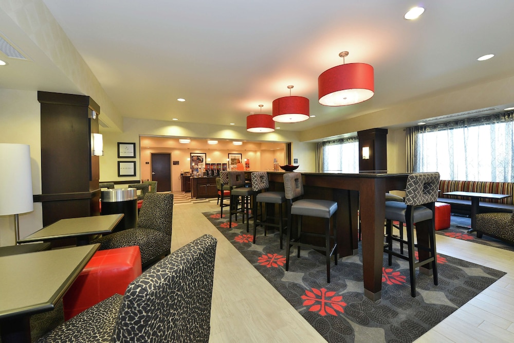 Hampton Inn Middletown - photo 4