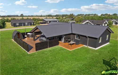 Lovely Home In Væggerløse With Kitchen — 5-Star Luxury Hotel in None, Denmark