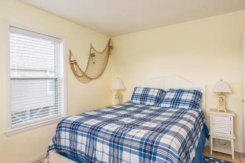 Mead Us At The Pier by Oak Island Accommodations - photo 31
