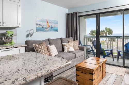 CDM 303 Sandy Seashore Solace in Galveston, United States