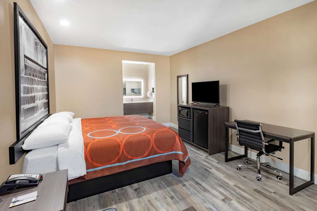 Super 8 by Wyndham Houston NW Beltway 8 West Rd - photo 18