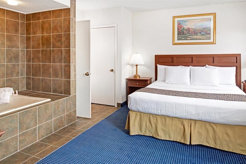 Baymont Inn & Suites Omaha NE - photo 4