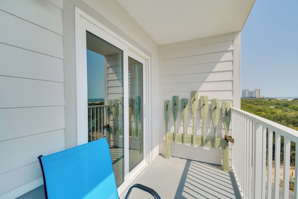 Resort Perks: Gulf Shores Beach inspired Condo - photo 10