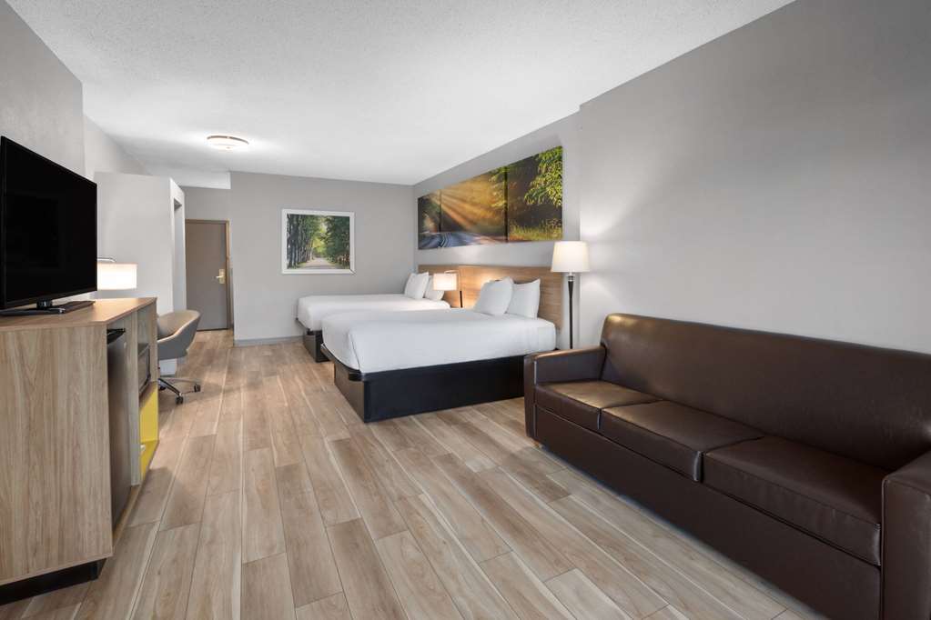 Days Inn by Wyndham Hutchinson - photo 20