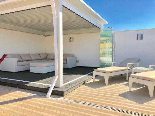 Beautiful penthouse perfect location — 4-Star Luxury Hotel in Marbella, Spain