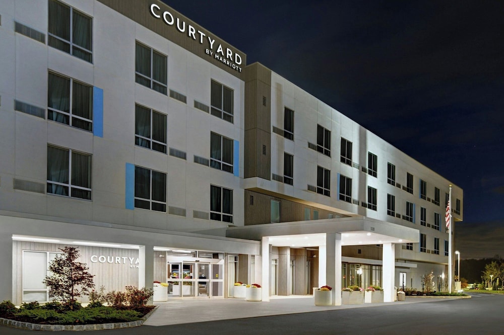 Courtyard by Marriott Hamilton - photo 37