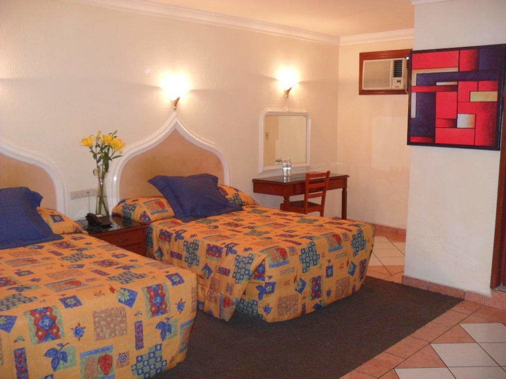 Hotel Corintios — Los Mochis — photo 2