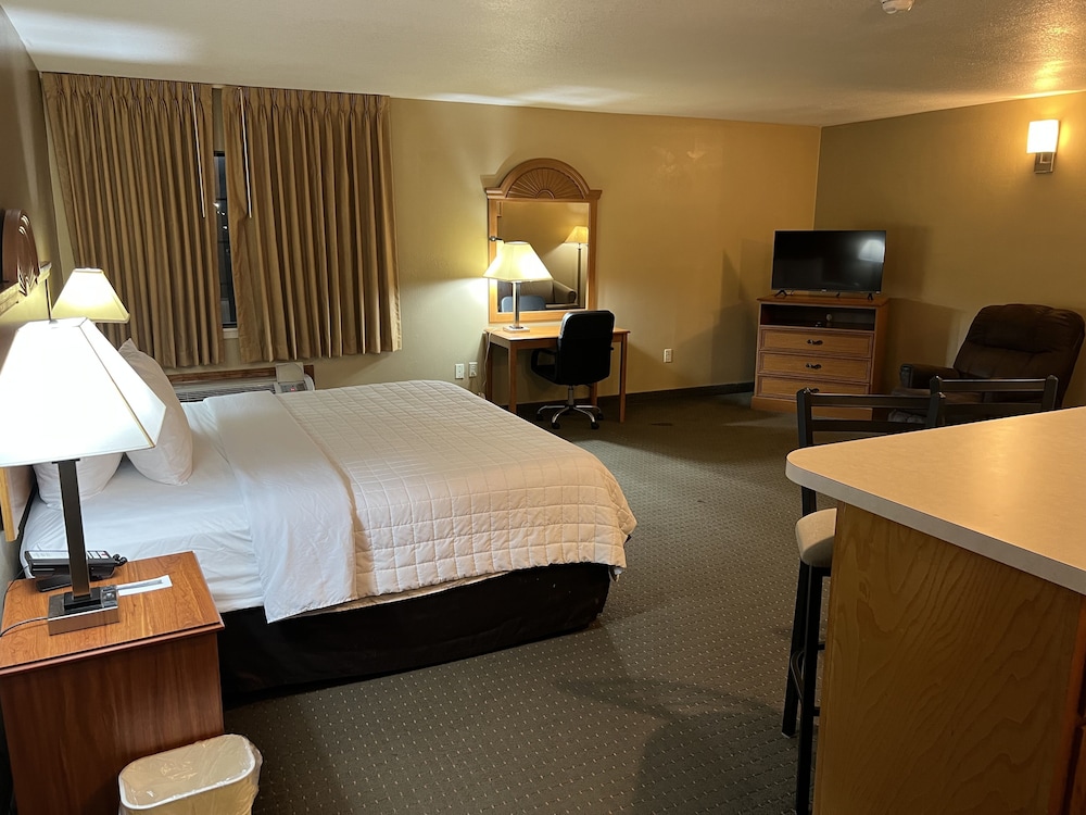 Americas Best Value Inn Pharr - photo 17