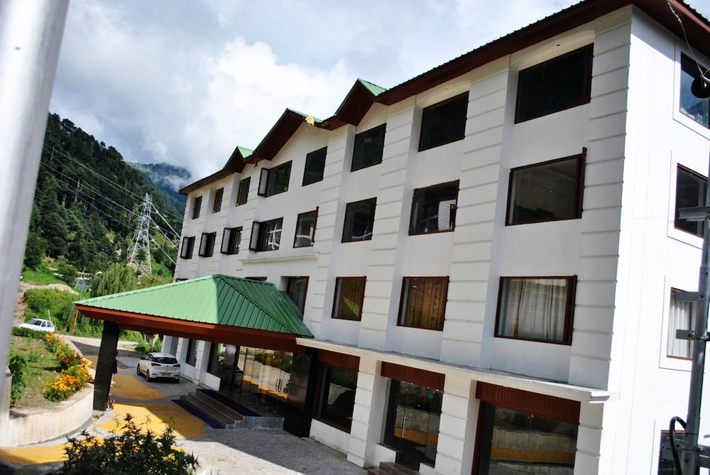 Hotel Natraj International in Udhampur, India
