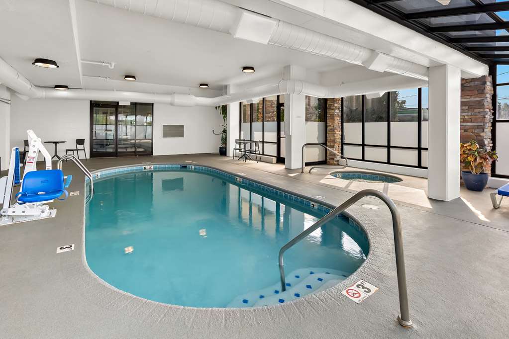 Best Western Knoxville Suites Downtown - photo 6