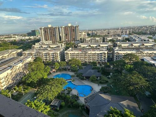 Condo in Taguig 2br condo Acacia Estates BGC — 4-Star Luxury Hotel in Manila, Philippines