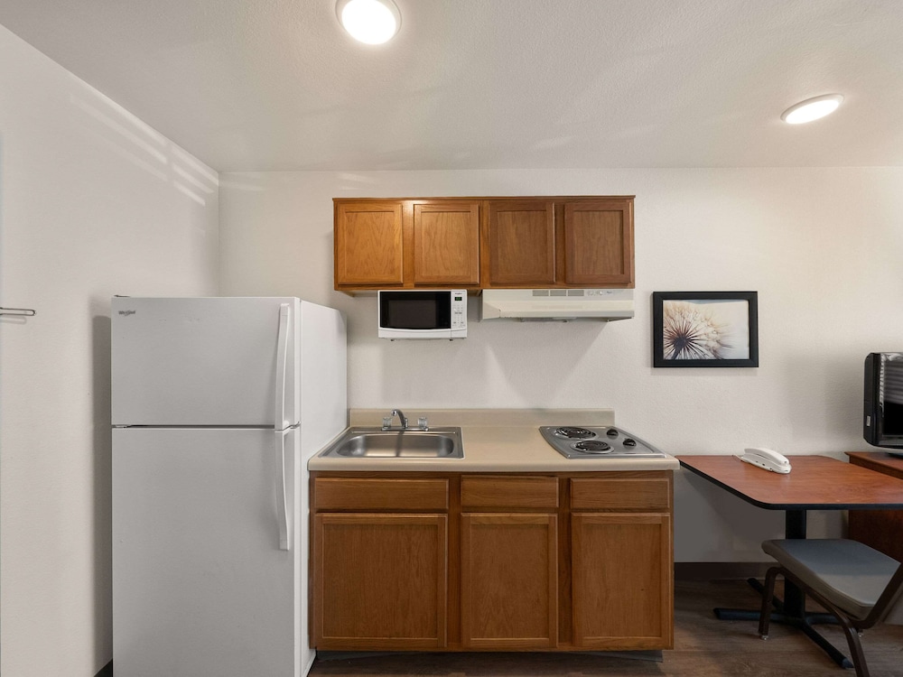 WoodSpring Suites Rockwall East Dallas - photo 23