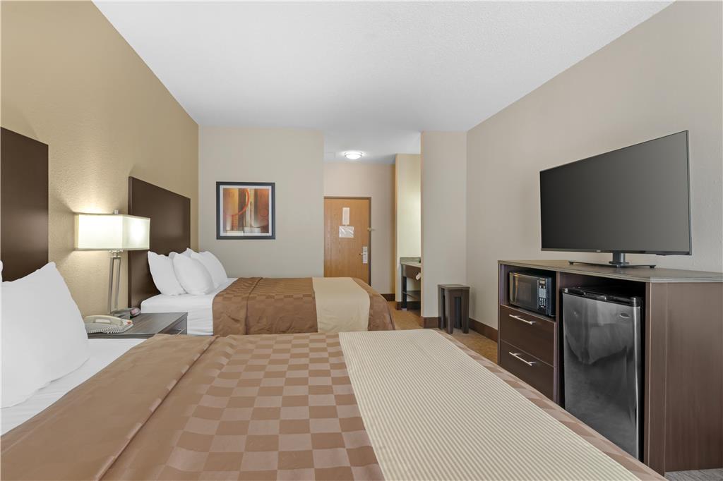 Best Western Teal Lake Inn - photo 28