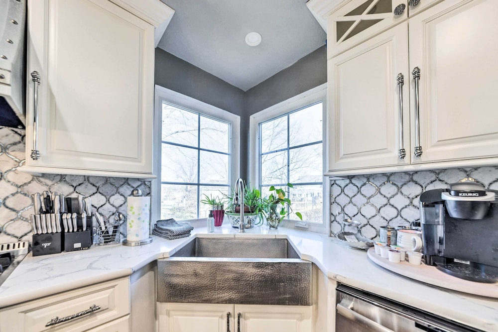 Saint Charles House Near Historic Downtown — 4-Star Luxury Hotel in Saint Charles, United States